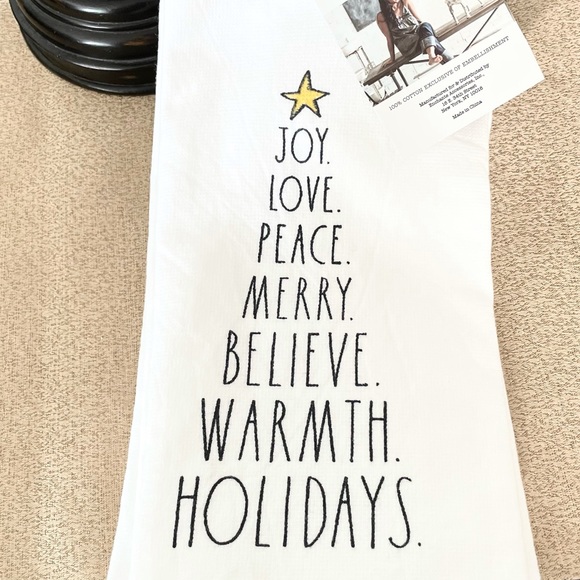 🆕Rae Dunn Set of 2 JOY. PEACE. LOVE. Kitchen Towels - Picture 2 of 3